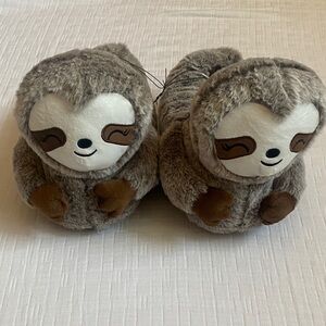 Cozy Sloth Plush Slippers - Gray and Brown